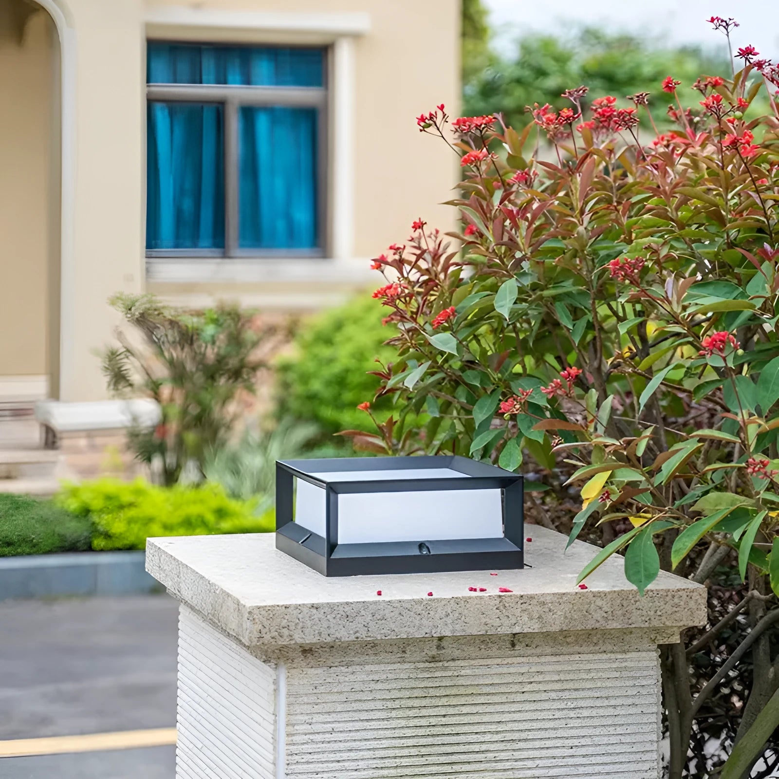Aluminium solar-powered LED outdoor column light showing two size options.