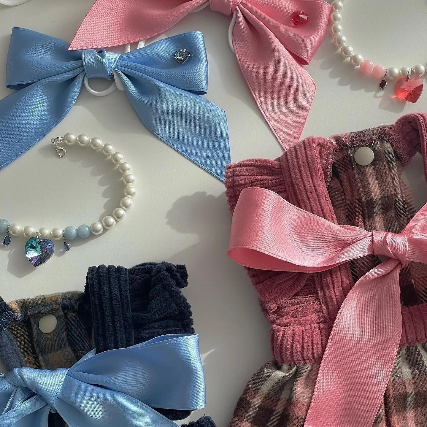 Princess style dog hair band with adjustable bow on polyester cotton ribbon