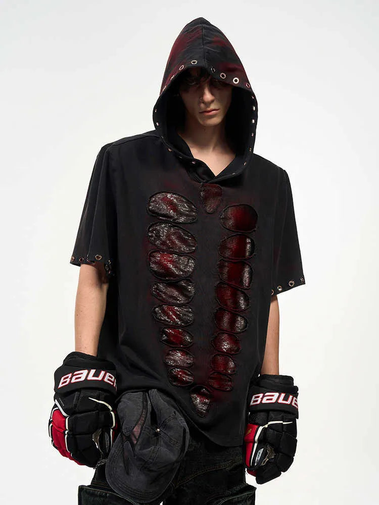 Men's black loose-fit short-sleeve T-shirt with a hood and sequin decoration