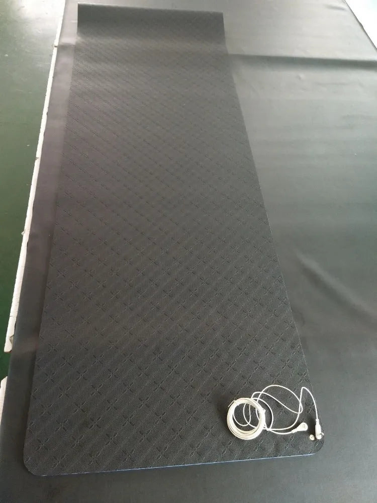 Blue conductive yoga mat with plant pattern measuring 182cm x 61cm
