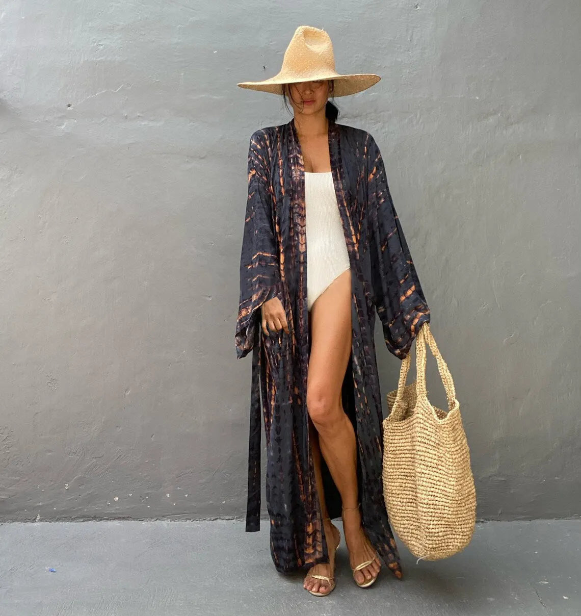 Printed cotton beach cover-up blouse with loose fit and long length for sun protection