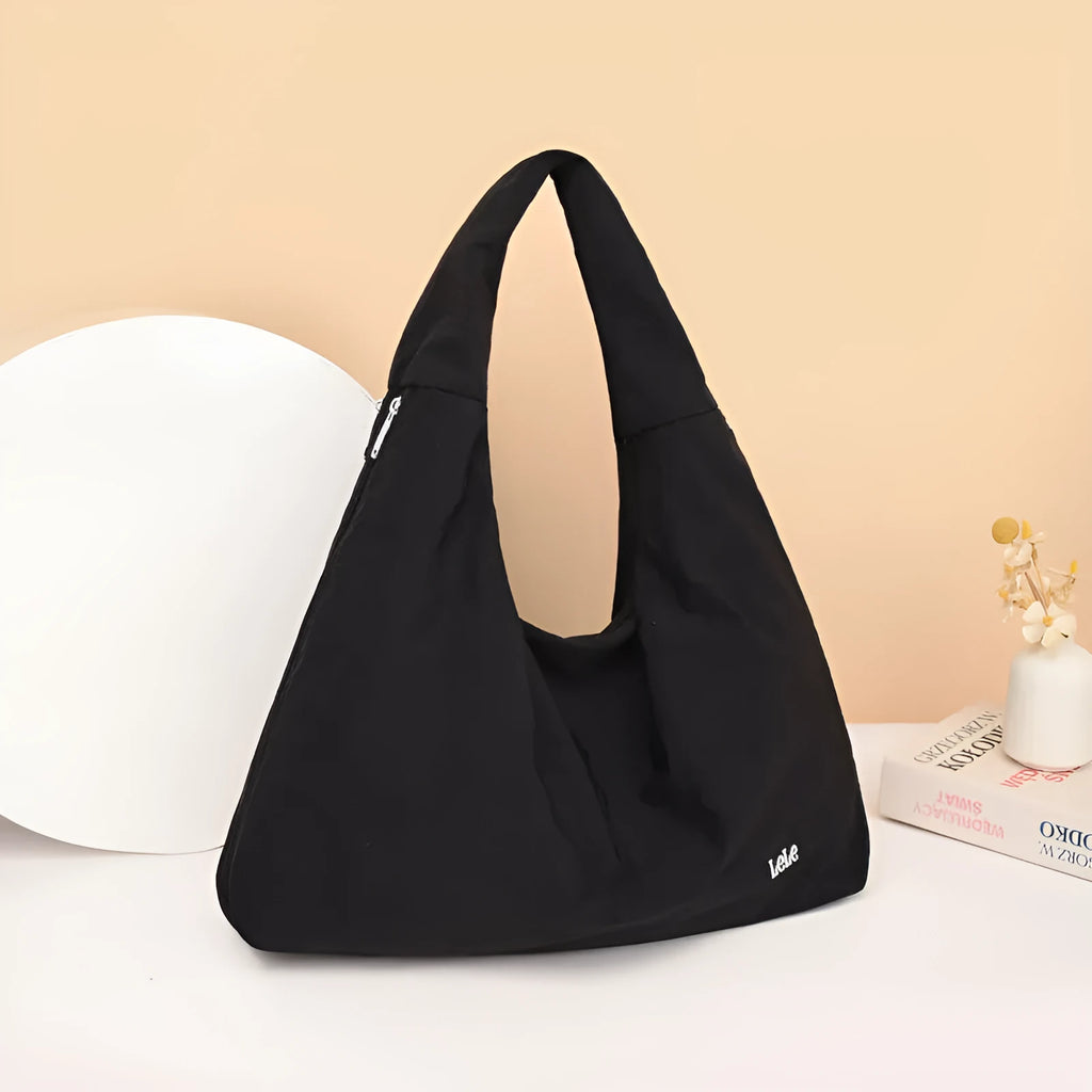 Women's heart-shaped nylon underarm bag in black, blue, khaki or yellow colour with large capacity