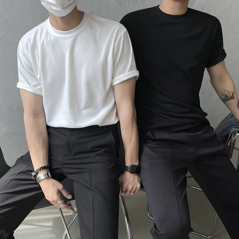 Men's slim-fit cotton t-shirt in white or black with round neck and short sleeves