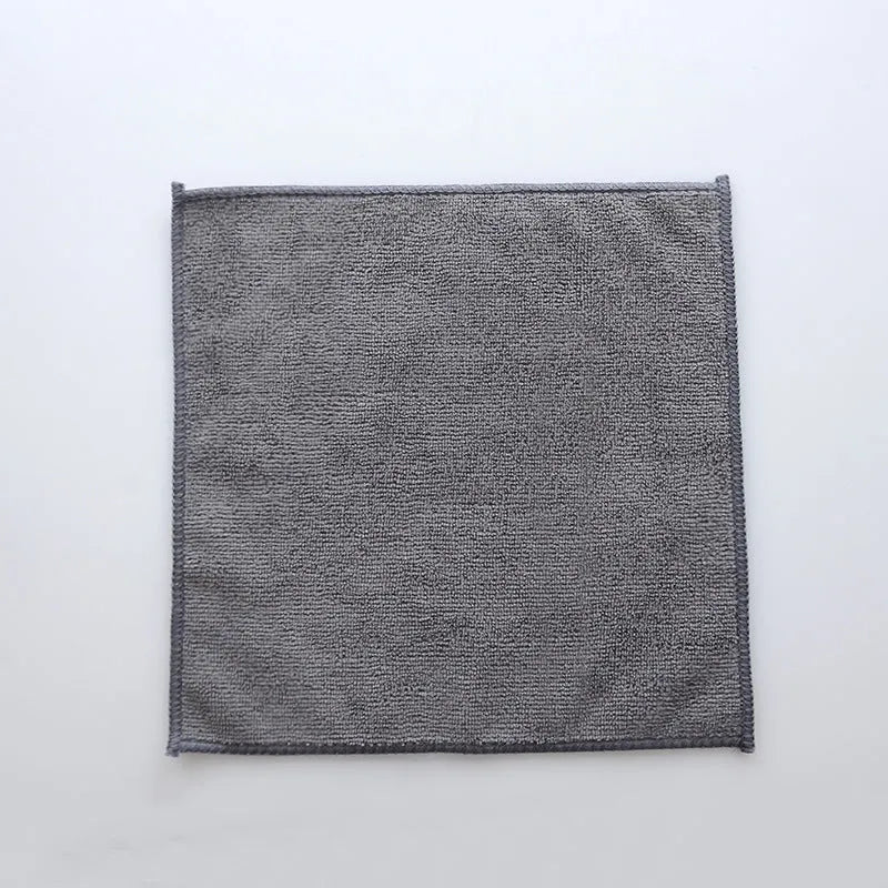 Grey square microfiber kitchen cleaning cloth for oilproof, lint-free pot and bowl cleaning.