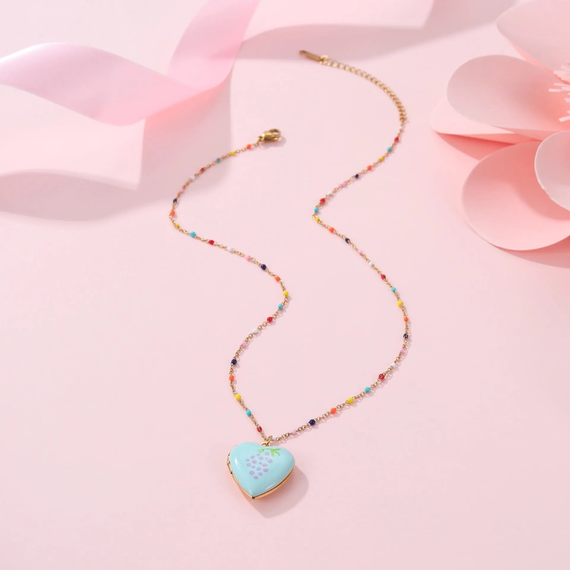 Women's stainless steel necklace with gold-plated fruit and heart pendant on 41-50cm chain