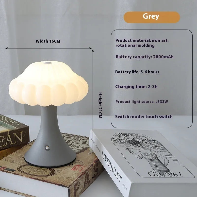 Creative mushroom-shaped touch night light in five colour options for bar and cafe decoration