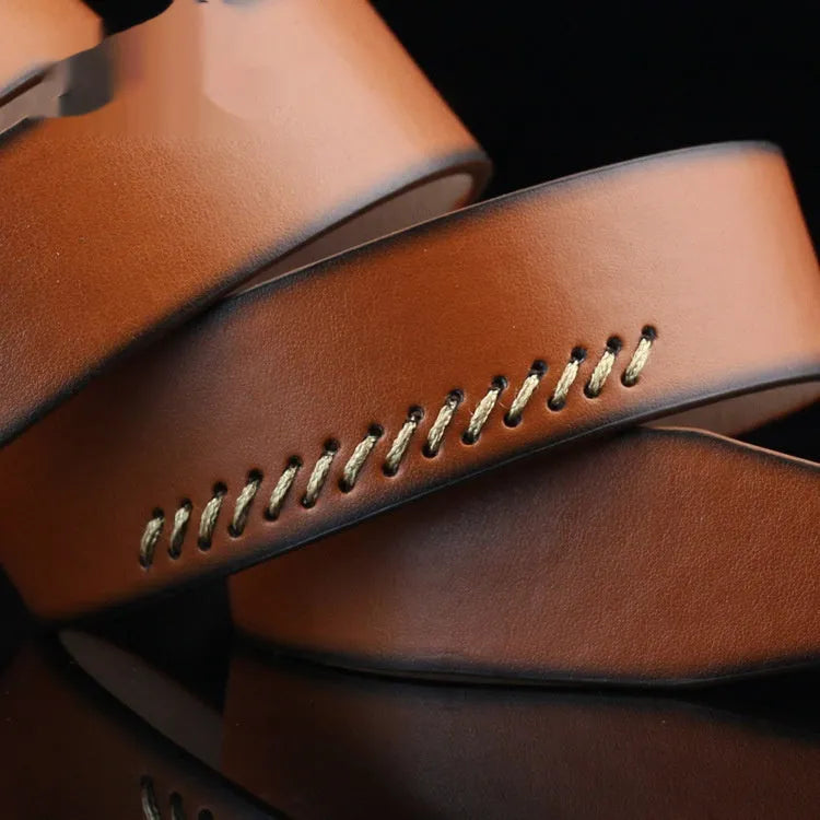 Men's threading pattern pin buckle belt in black colour with alloy hardware