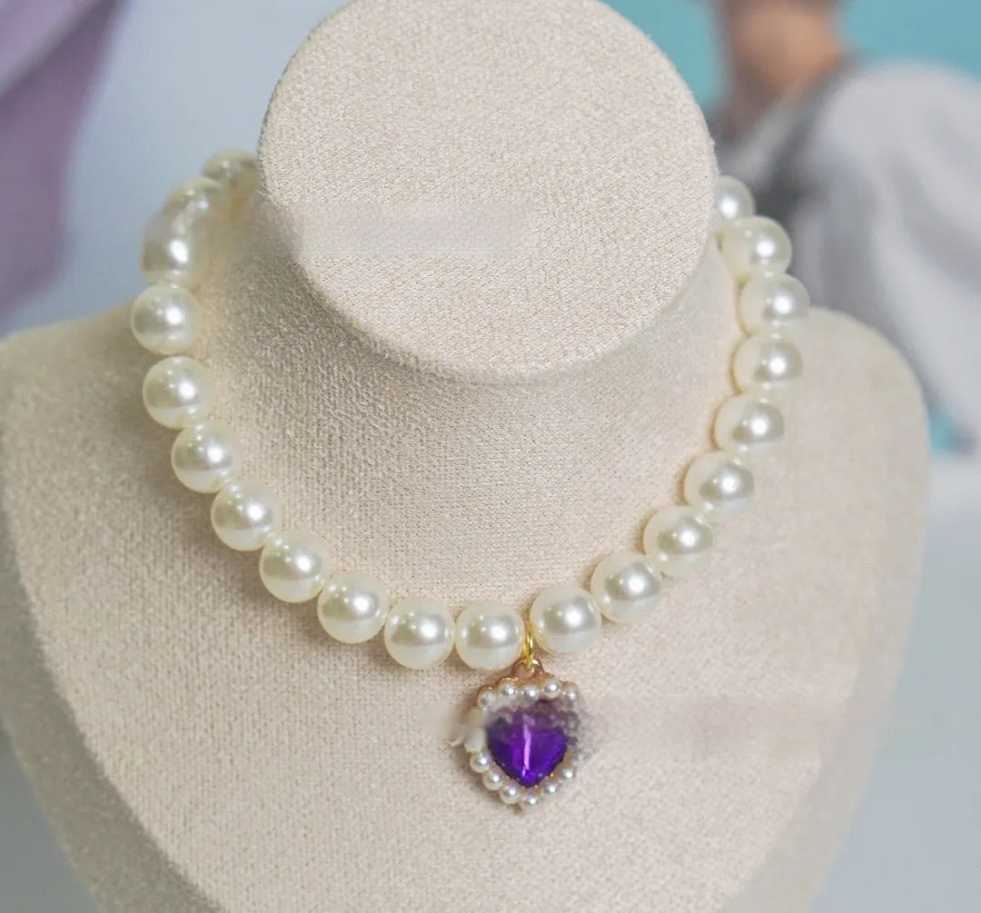 Pearl necklace cat collar with love gem charm in monochrome, available in six colours and 15-30cm sizes