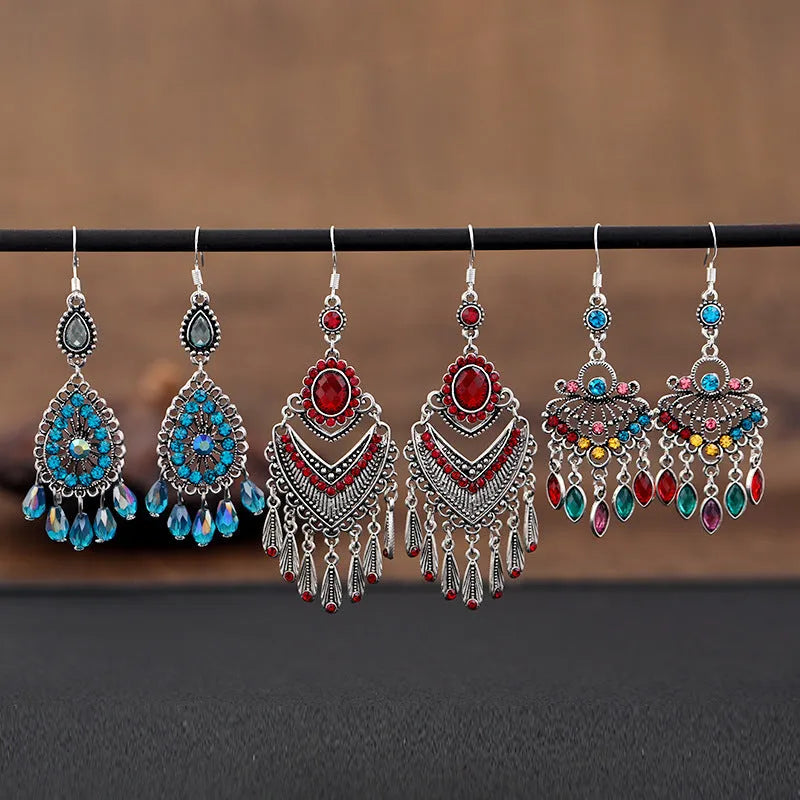 Retro purple fringe earrings with drop shape and crystal elements