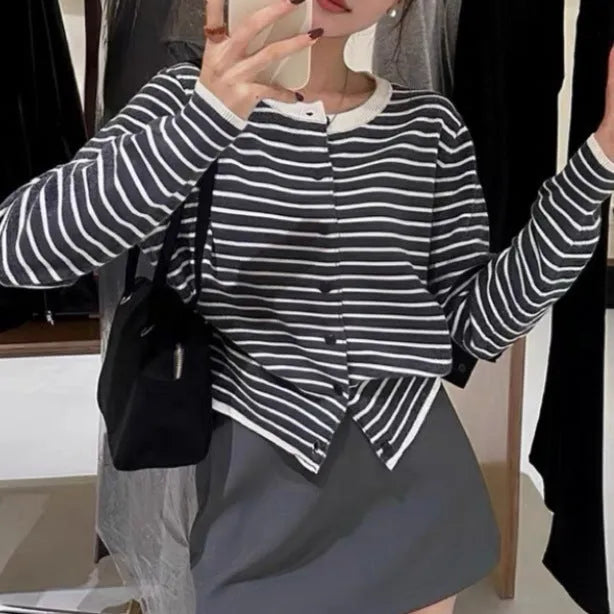 Women's dark grey striped cardigan coat with white stripes and slim fit 40cm length