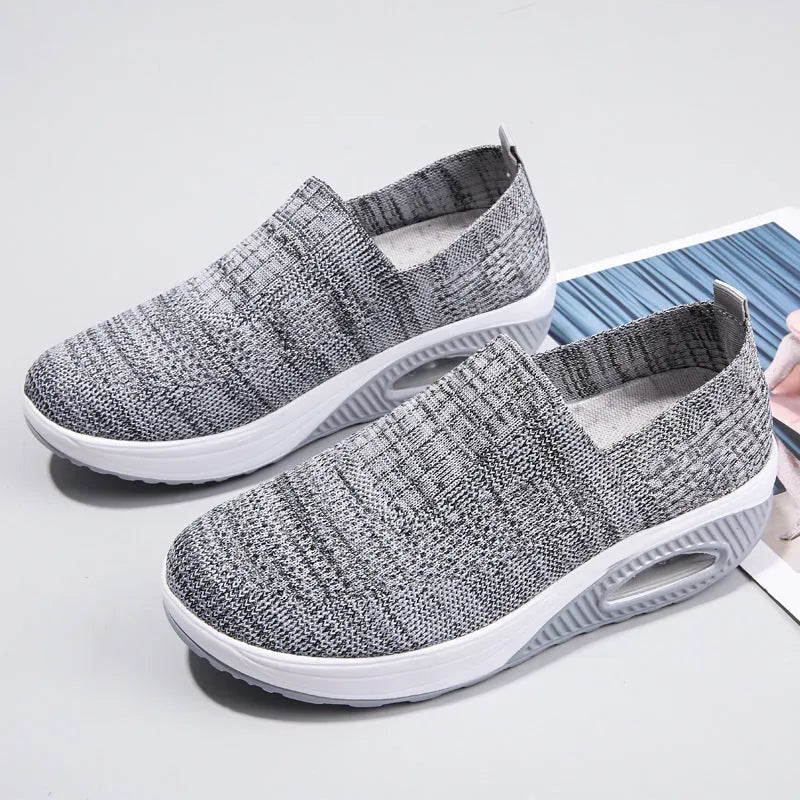 Women's mesh running shoes in multiple colours with mid heel and round toe design