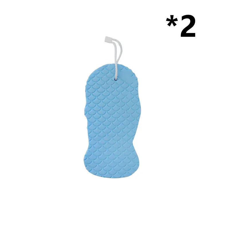 3D fish scale pattern bath sponge in white, grey, pink or light blue colours for body exfoliation