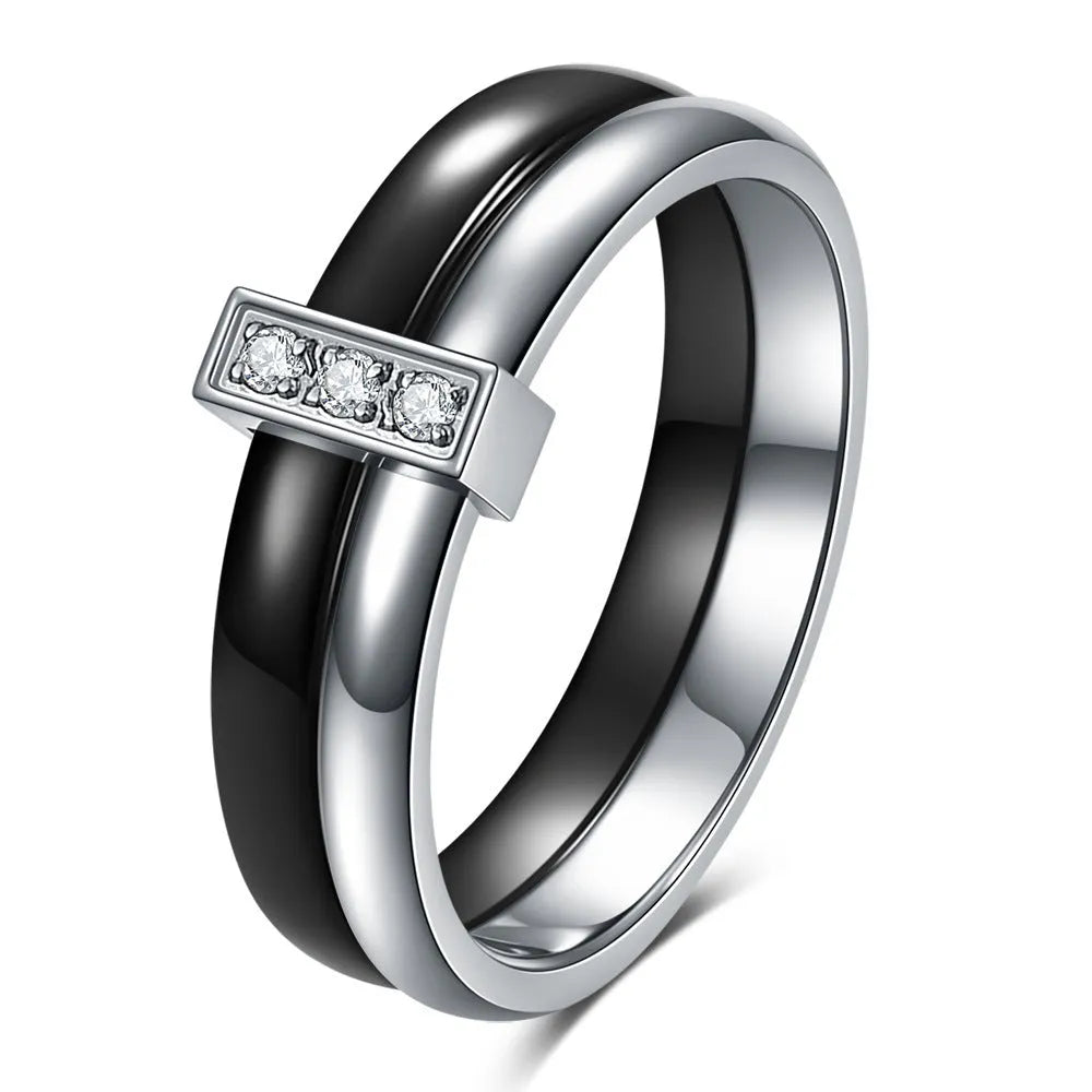 Ceramic geometric ring for women with zirconium stones and glossy stitching, 6mm width