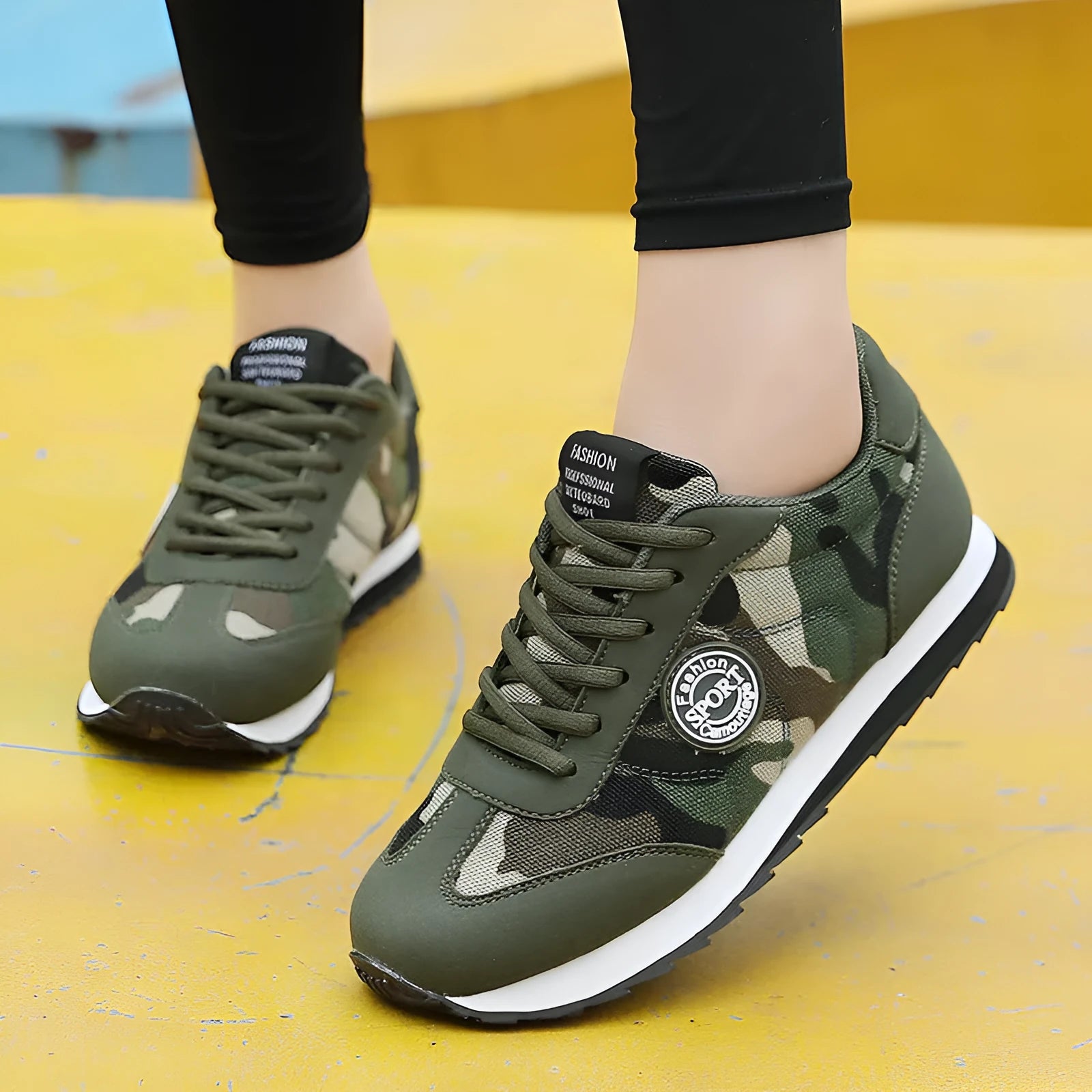 Men's and women's low-top camouflage sports shoes with suede upper and flat foam sole.