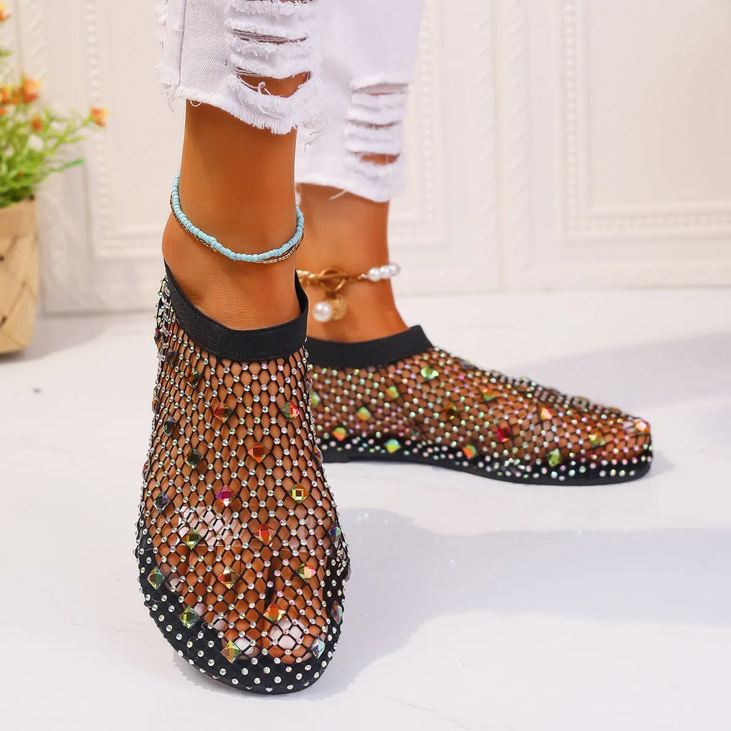 Women's flat sandals with mesh upper and colourful rhinestone decoration, round toe design with rubber sole