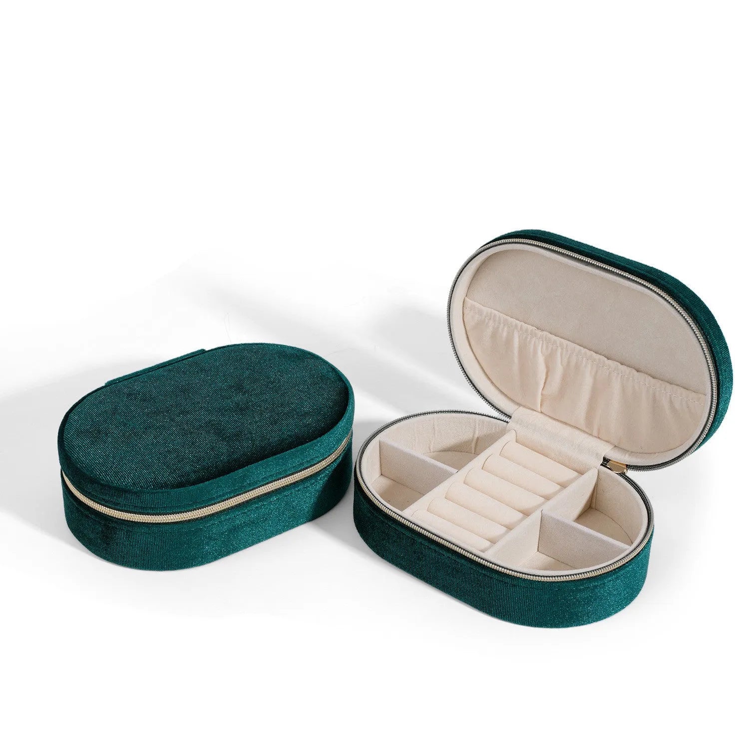 Oval velvet jewellery storage box with flannel lining in portable 15x10x5cm size