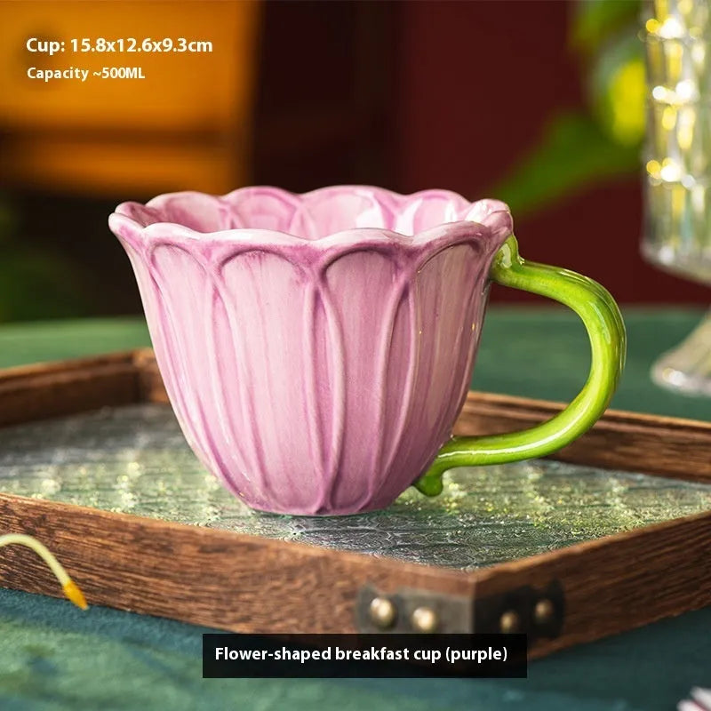 Ceramic breakfast cup with floral pattern showing 500ml capacity