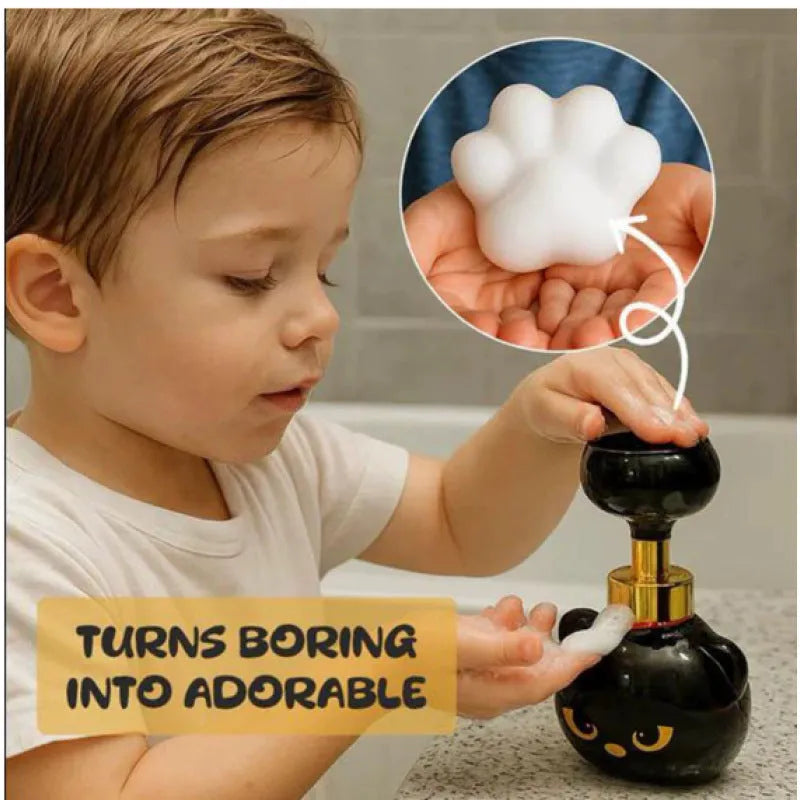Black plastic cartoon cat shaped foam soap dispenser with manual pump