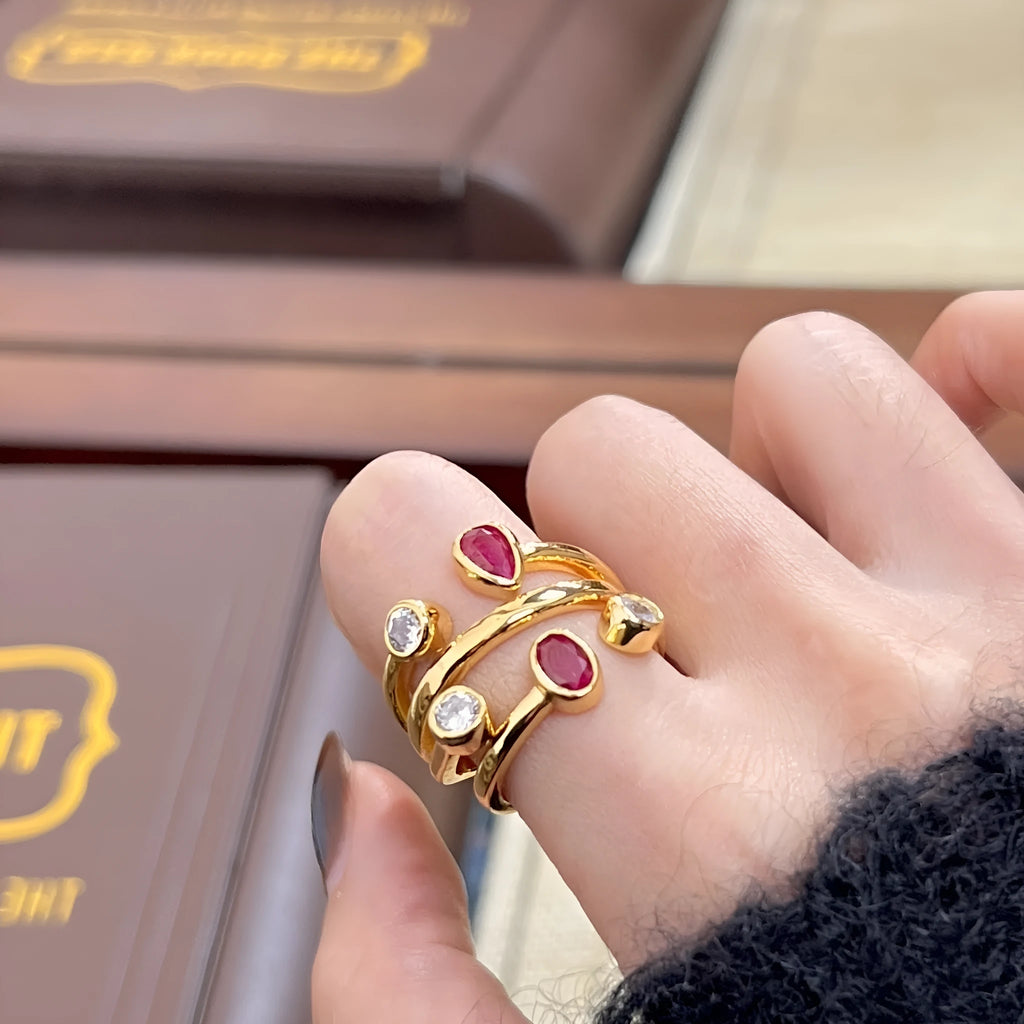 Double-headed irregular cross diamond ring in two-colour retro style