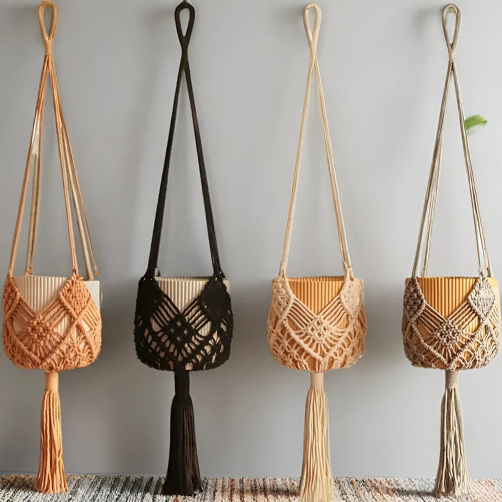 Hand-woven minimalist flower pot in polyester cotton with net pocket design