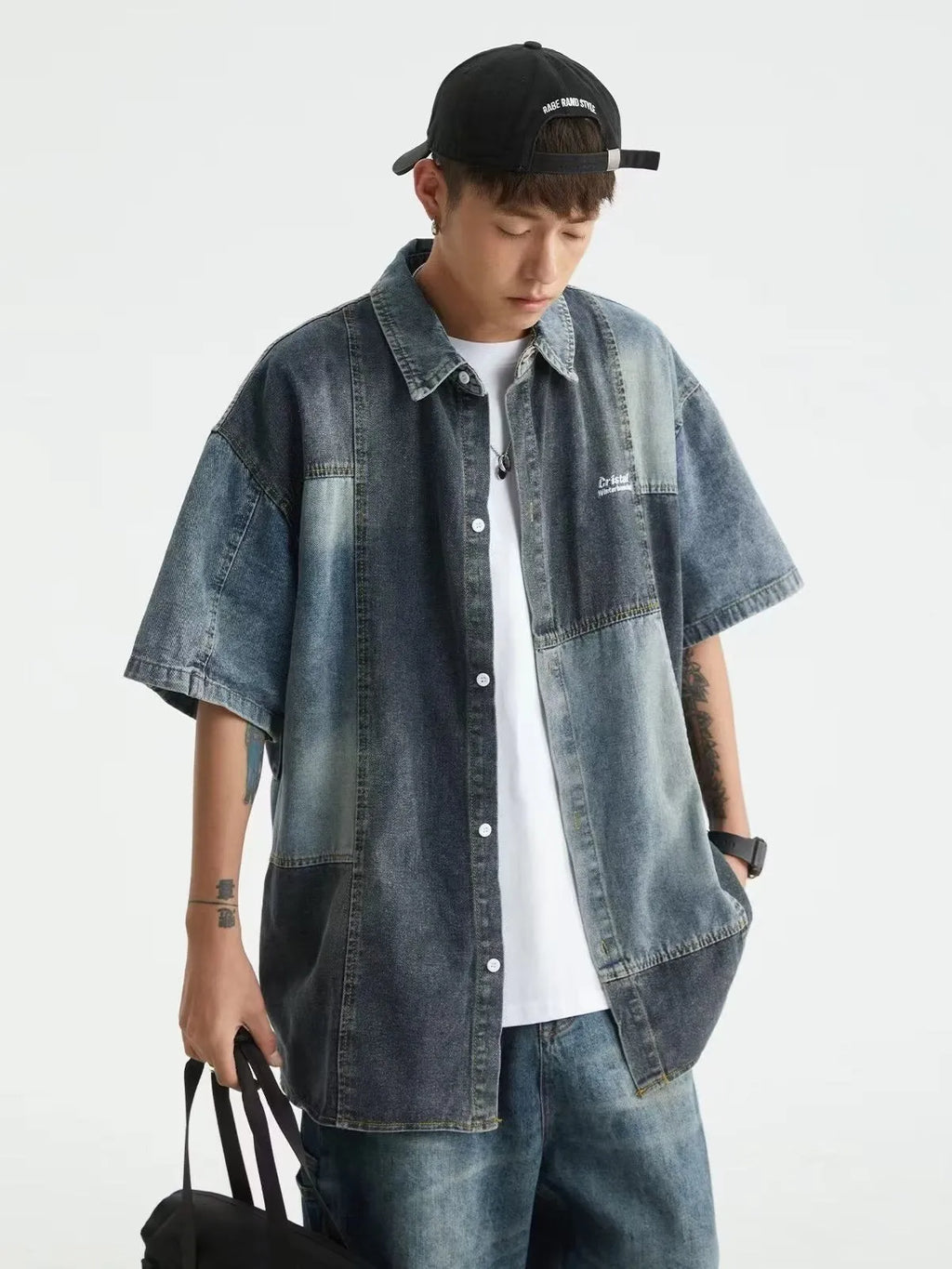 Blue men's Japanese-style denim shirt with retro washed stitching and loose cardigan fit