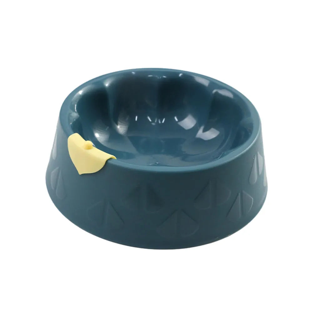 Double plastic pet bowl in flower shape with anti-tipping design for food and water