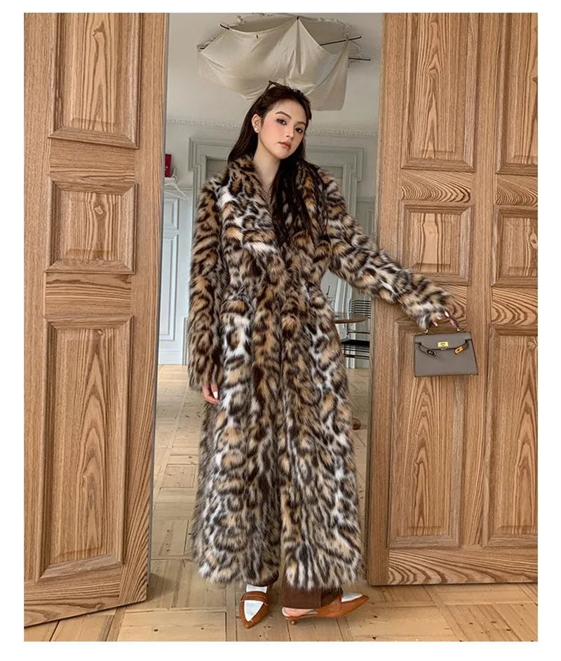 Women's faux fur coat with fur collar in street fashion style, available in multiple sizes