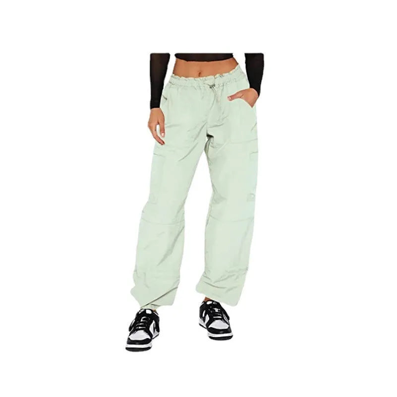 Straight-leg multi-pocket cargo casual pants in a loose fit, shown in khaki colour