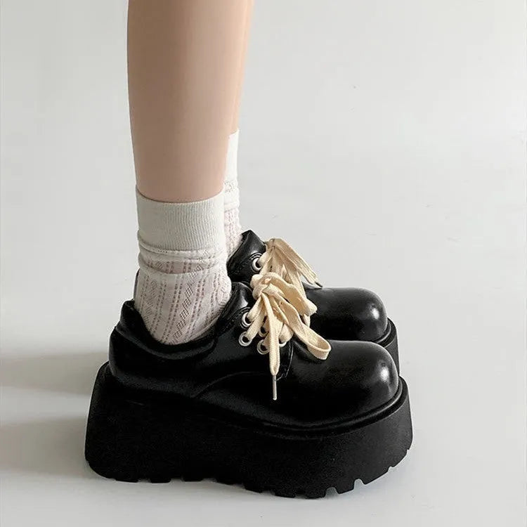 Retro British matte black high heel shoes with thick sole and lace-up buckle design for women