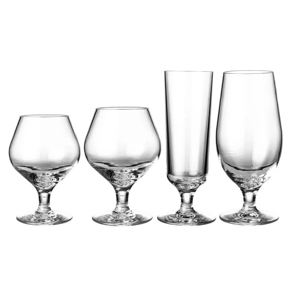 Modern acrylic wine glass in clear plastic with 300ml and 550ml capacity options