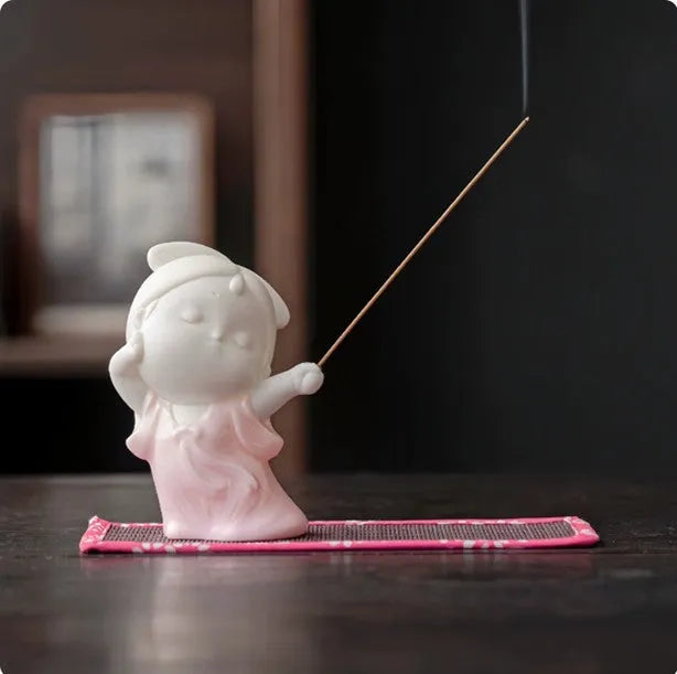 Ceramic cute court attendant incense burner decoration with hand-painted female figurine in traditional design