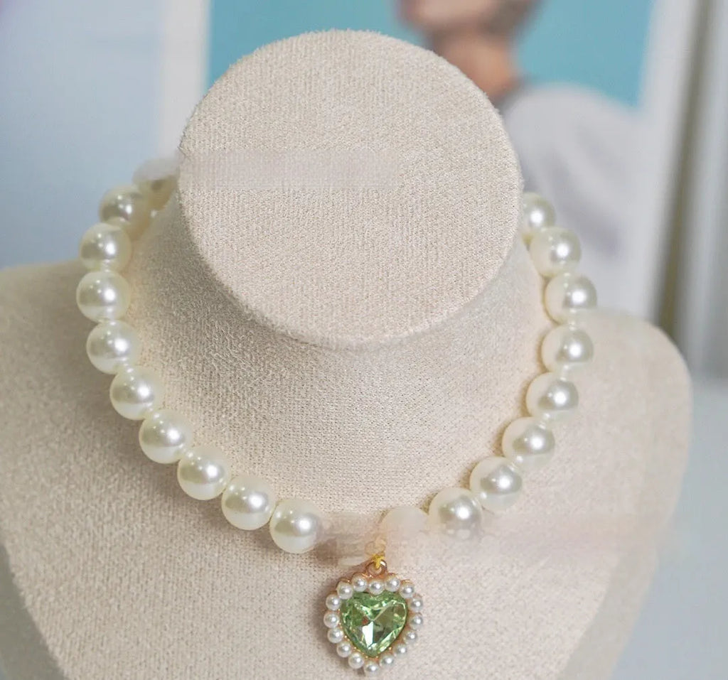 Pearl necklace cat collar with love gem charm in monochrome, available in six colours and 15-30cm sizes