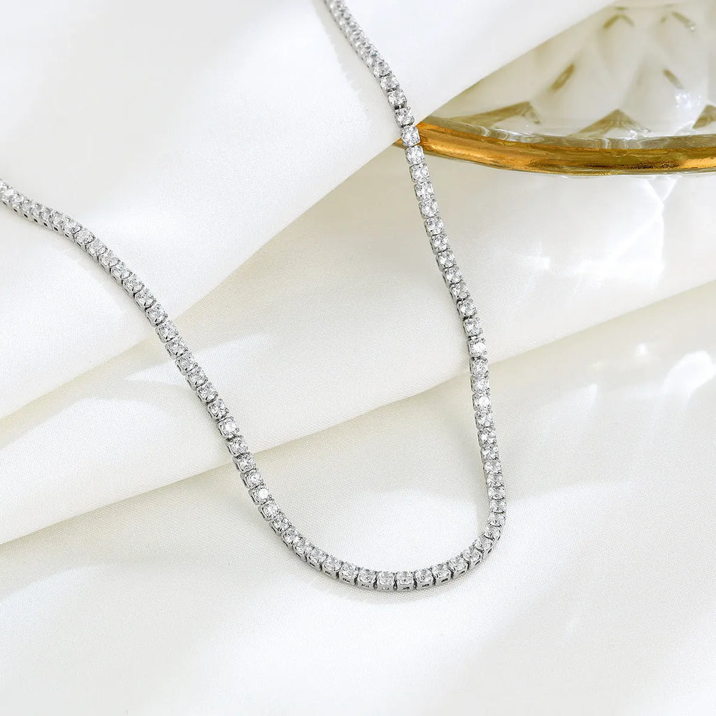 Women's sterling silver 925 necklace with round elements and diamond treatment in silver colour