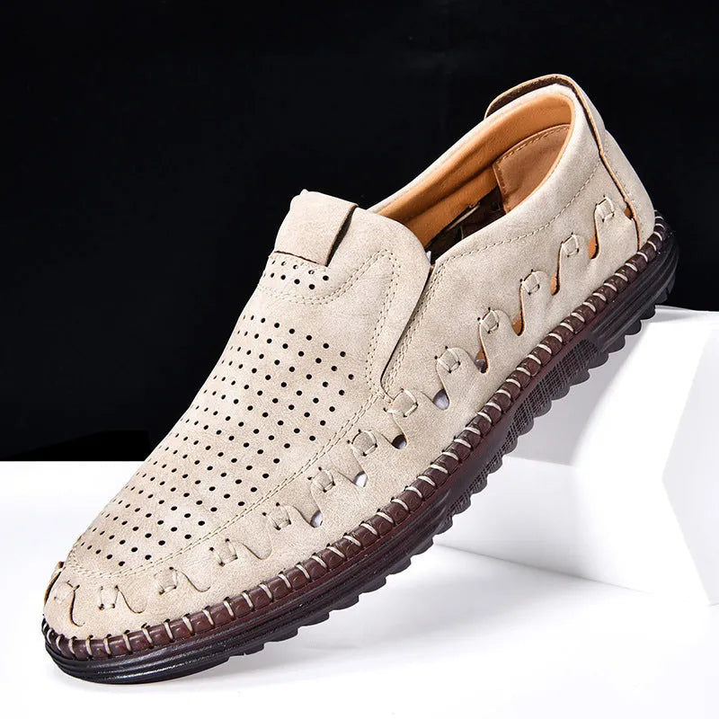 Men's handmade slip-on flat shoes in solid colour with artificial PU leather upper and round toe design