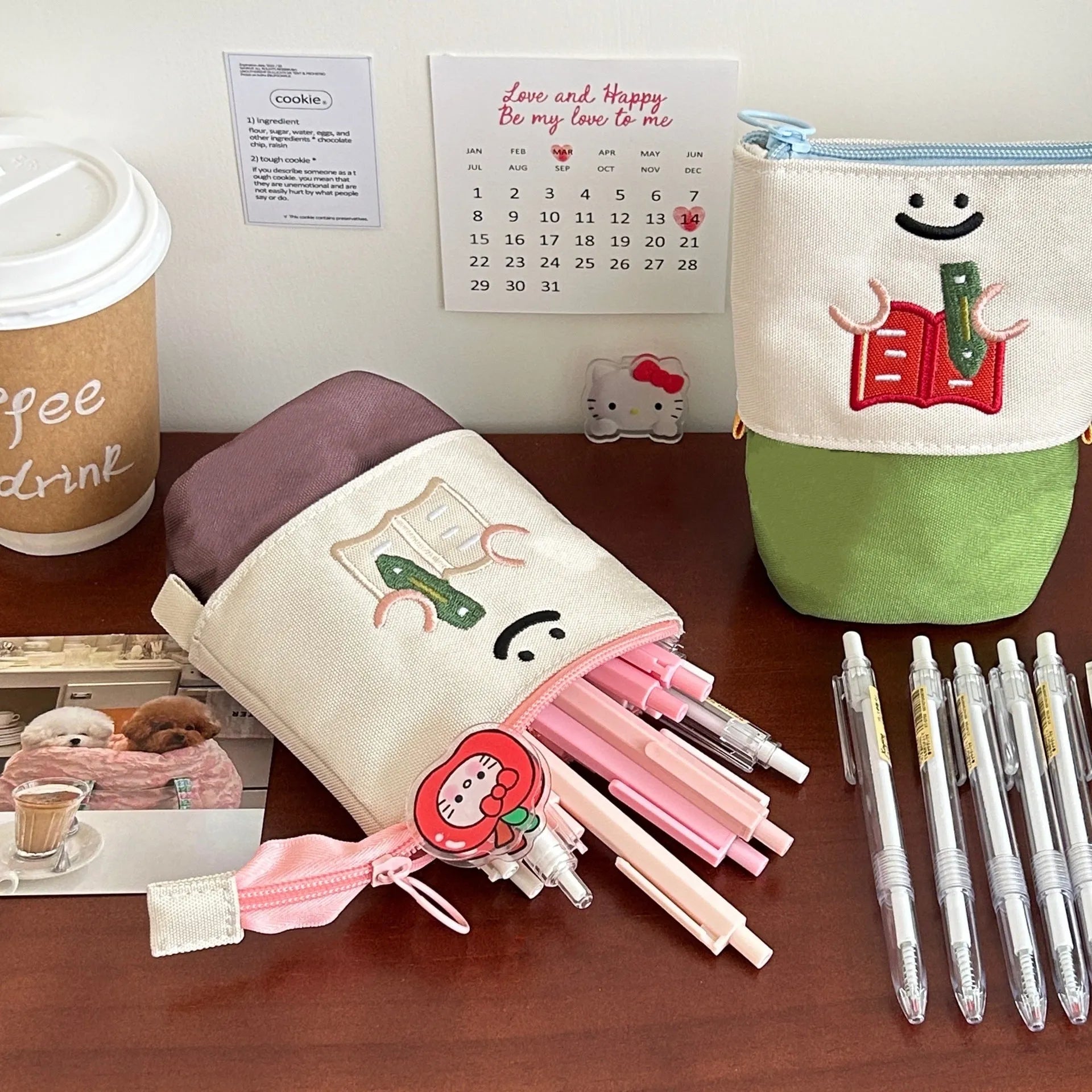 Cartoon design collapsible pencil case in Oxford fabric measuring 17cm by 14cm
