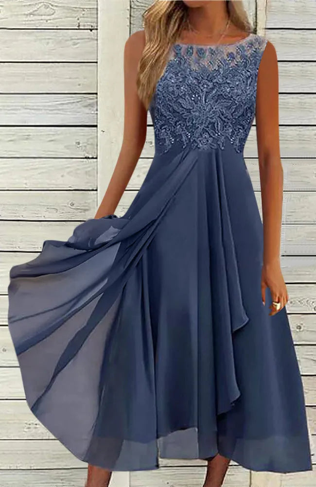 Women's sleeveless chiffon dress with stitching lace hollow-out design in green colour