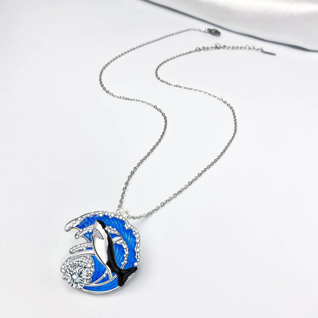 Shark pendant necklace for women with adjustable 41-50cm copper chain