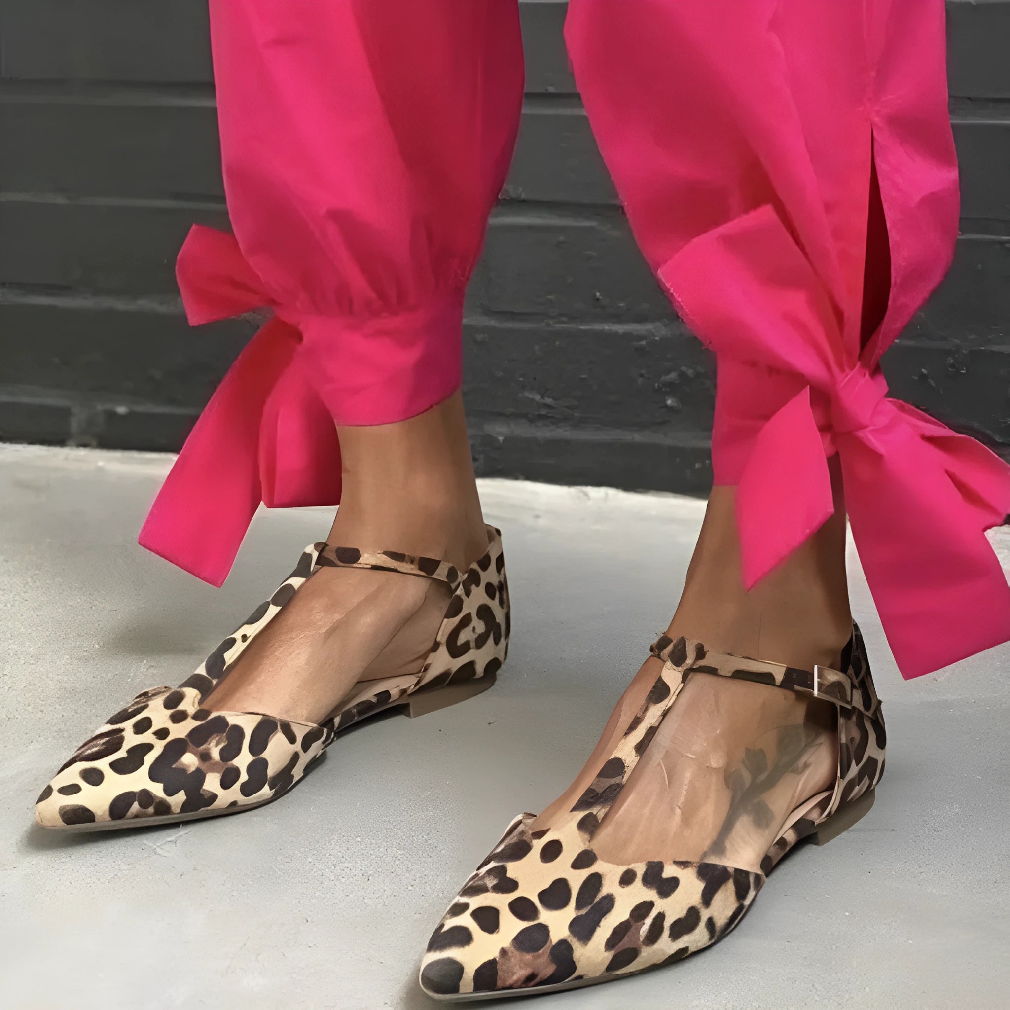 Women's leopard print pointed-toe pumps with cross strap and chunky low heel