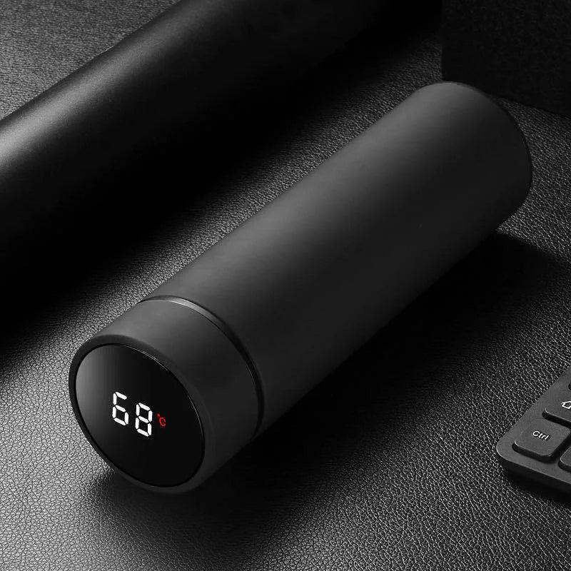 Black stainless steel vacuum water bottle with arrow-shaped mouth, 450ml capacity.