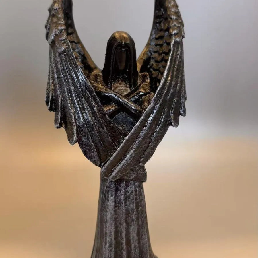 Dark angel resin statue ornament measuring 17cm height for gothic home decor display