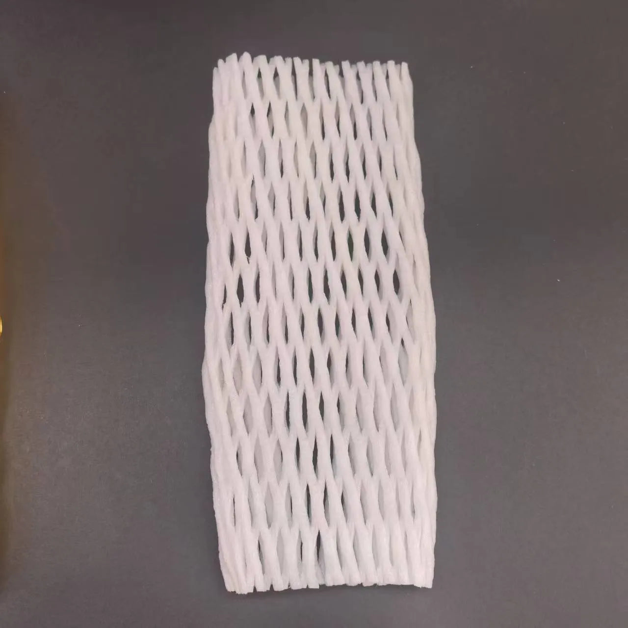White foam fruit net cover shown with size options for shockproof fruit protection