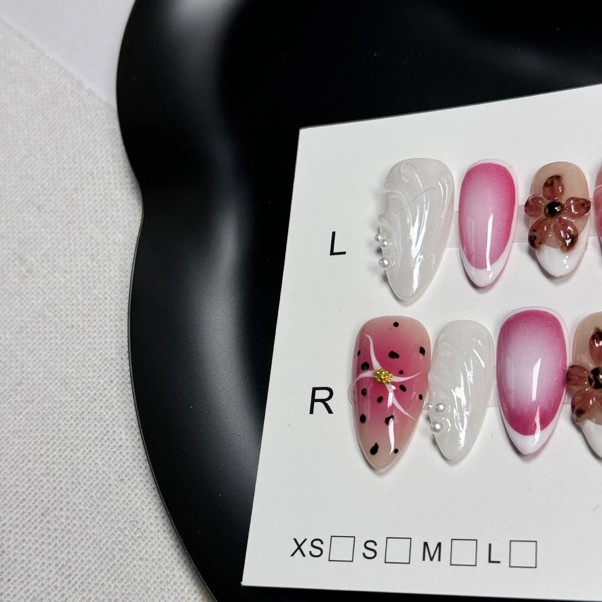 Hand-painted 3D carved nail beauty patches in candy colours for almond nails in sizes XS to L.