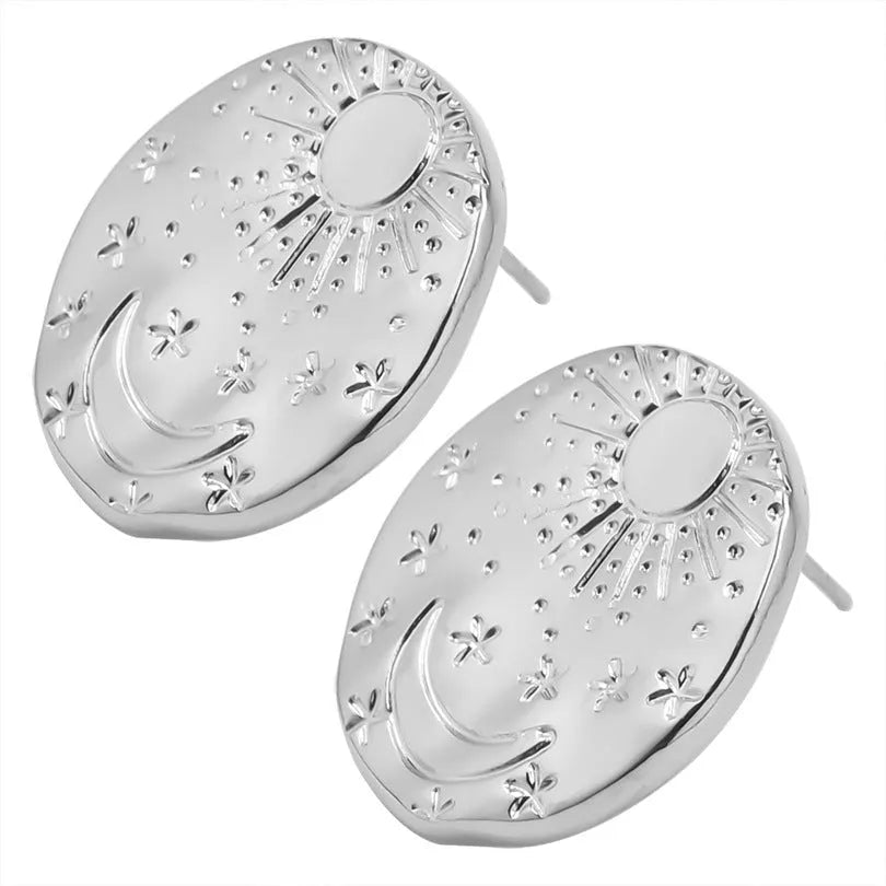 304 stainless steel geometric shell stud earrings in gold or silver for cartilage and lobe piercings