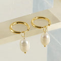 Geometric stainless steel women's earrings with pearl detail in gold electroplated finish