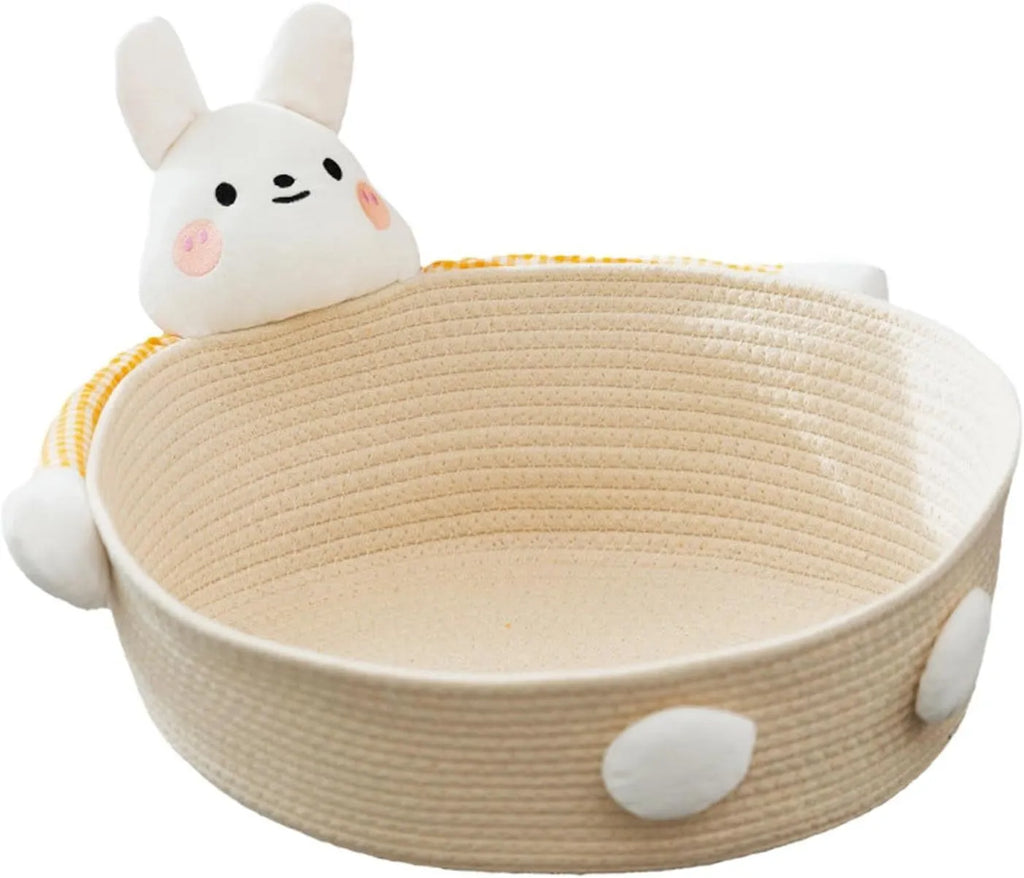 Woven cotton rope cat bed with scratching board in bear design