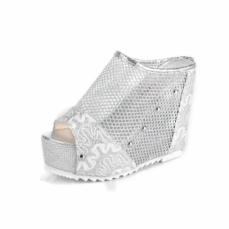 Korean style women's chunky heel platform flip-flops with hollowed-out heel and mesh upper in black.