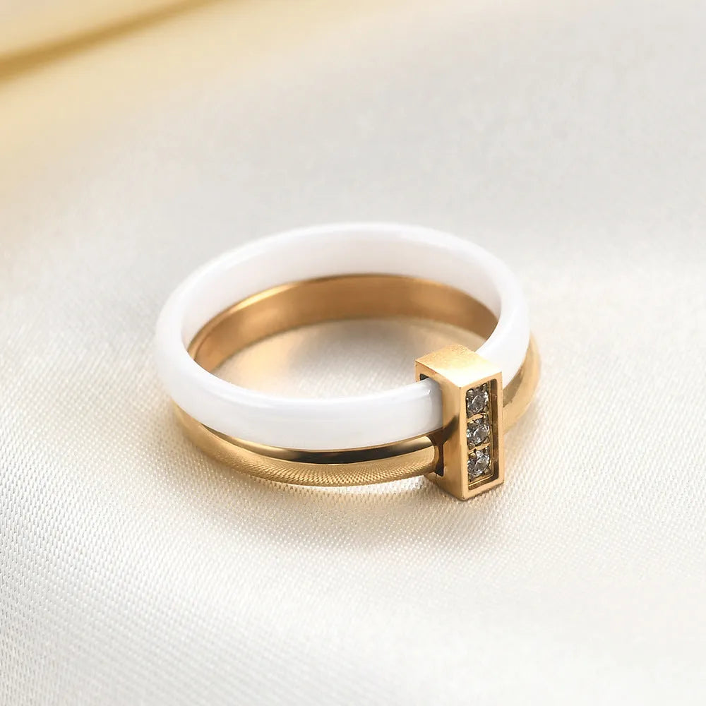 Ceramic geometric ring for women with zirconium stones and glossy stitching, 6mm width