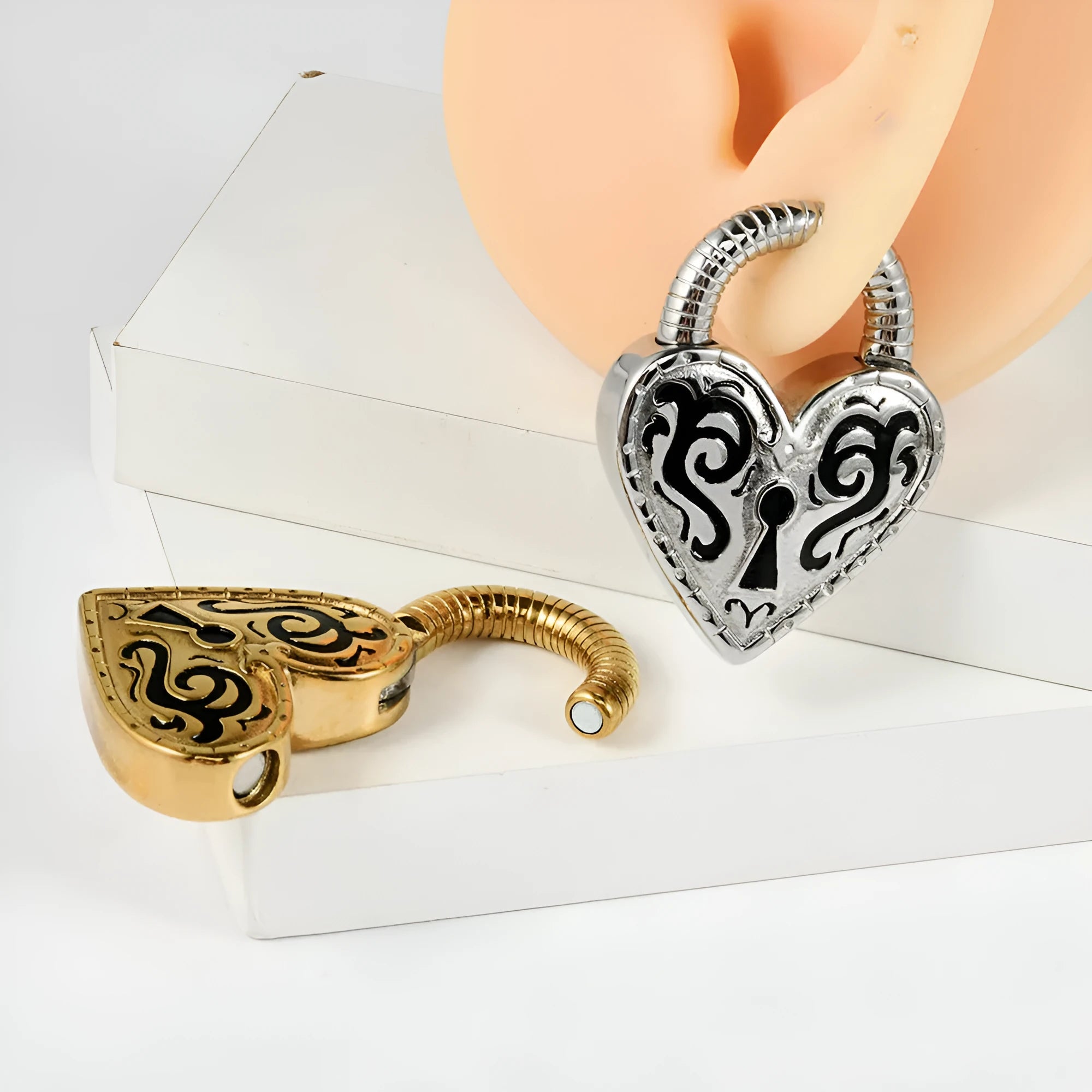 Stainless steel heart-shaped earrings with gold or steel electroplated finish