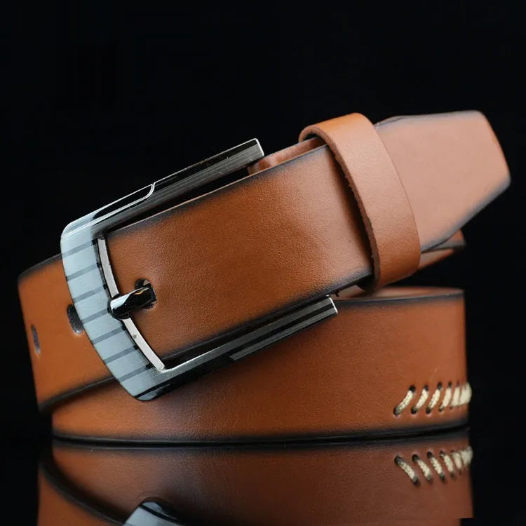 Men's threading pattern pin buckle belt in black colour with alloy hardware
