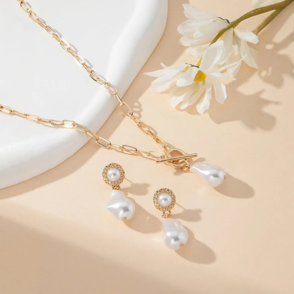 Gold retro baroque pearl necklace and earrings two-piece jewellery set for women
